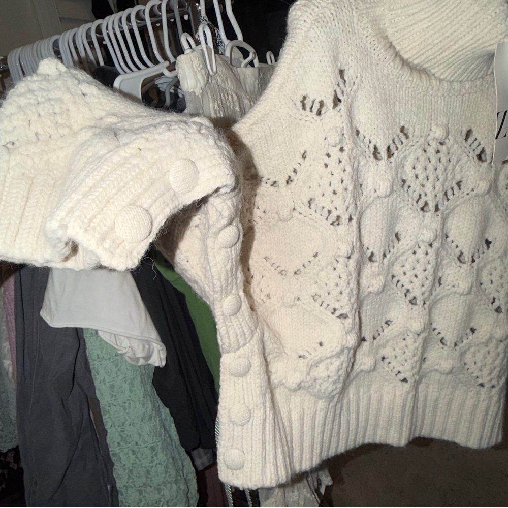 Zara NWT Cozy White Turtleneck Sweater with Side and Arm Buttons - Picture 10 of 16